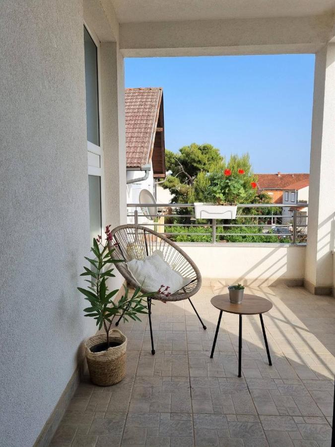 Lux Apartments Vodice Eksteriør bilde